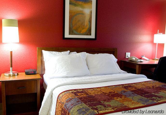 Residence Inn By Marriott Lake Norman Huntersville Room photo